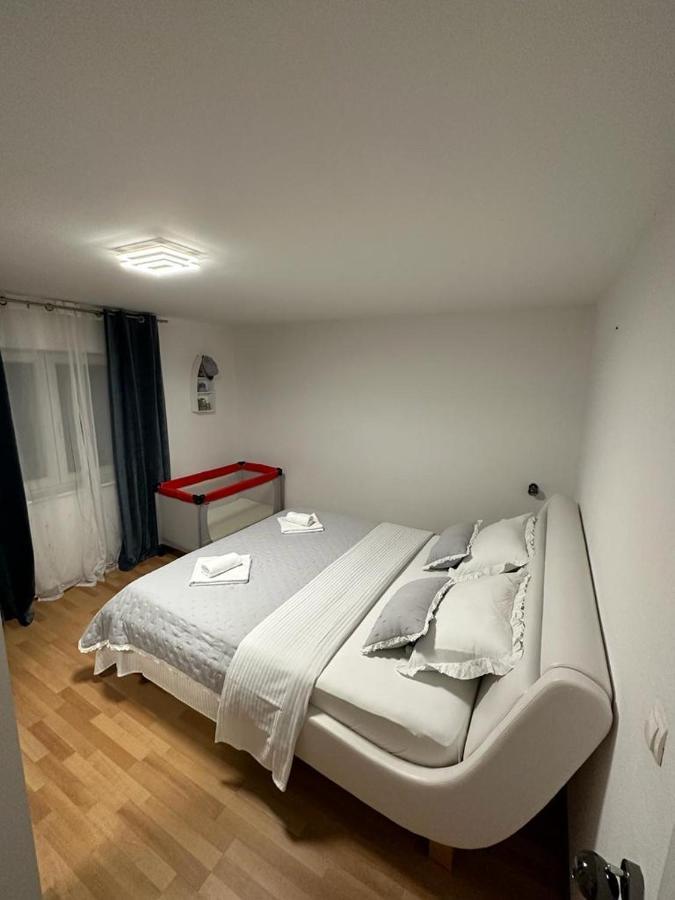 Vila Hill, Cista Velika, Imotski Omis